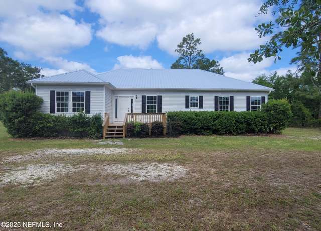 Property at 2438 Quarterhorse Trl, Middleburg, FL 32068, 3 beds, 2.5 baths
