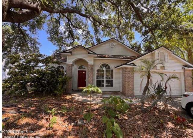 Property at 2109 Hovington Cir E, Jacksonville, FL 32246, 3 beds, 2 baths