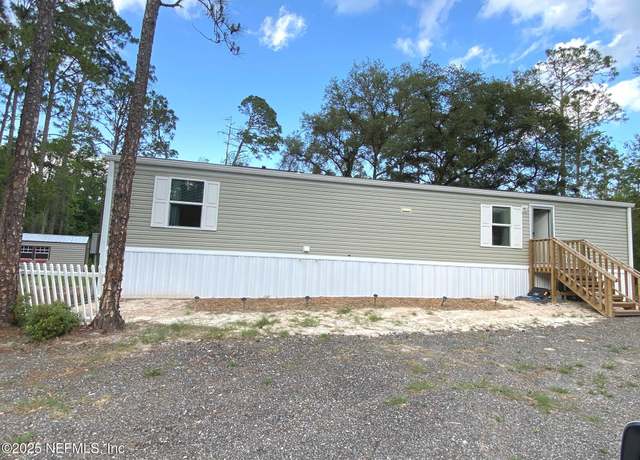 Property at 202 Hideaway Ln, Georgetown, FL 32139, 2 beds, 1 bath