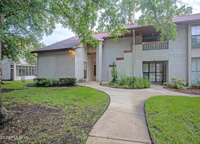 Property at 1901 Wood Hill Pl #1901, Jacksonville, FL 32256, 3 beds, 2.5 baths