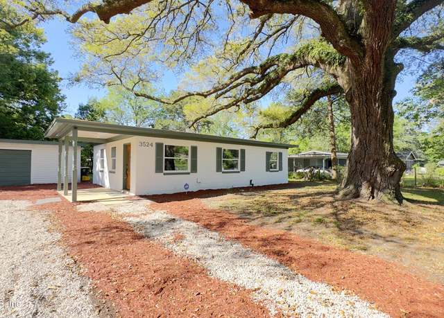 Property at 3524 Centerhill Dr, Jacksonville, FL 32254, 3 beds, 1 bath