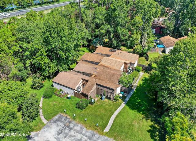 Property at 10711 Whispering Woods Pl #2, Jacksonville, FL 32246, 2 beds, 2 baths