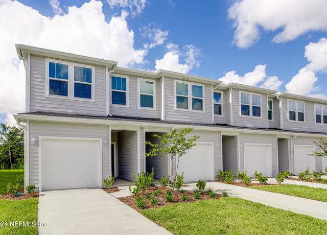Property at 578 Holly Lakes Dr, Orange Park, FL 32073, 4 beds, 2.5 baths