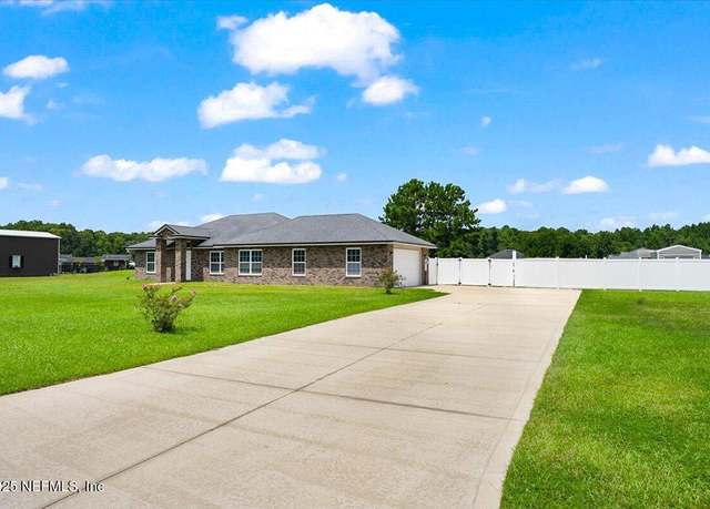 Property at 53347 Clear Lake Dr, Callahan, FL 32011, 3 beds, 2 baths