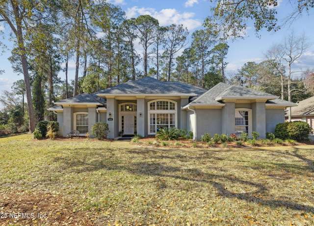 Property at 11718 N Gran Crique Ct, Jacksonville, FL 32223, 5 beds, 3 baths