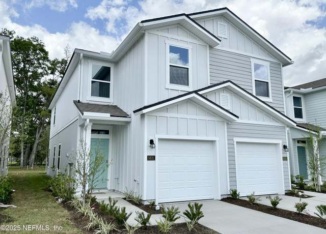 Property at 5631 Coppers Edge Ln, Jacksonville, FL 32254, 3 beds, 2.5 baths