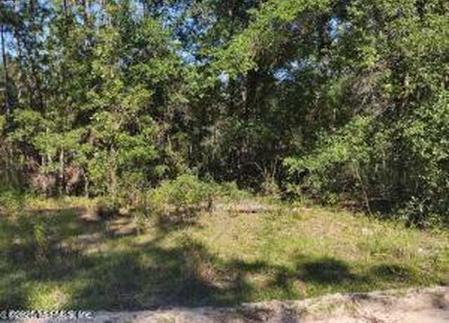 Property at 210 Duval Dr, Interlachen, FL 32148