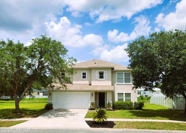 Property at 2511 Britney Lakes Ln, Jacksonville, FL 32221, 4 beds, 2.5 baths