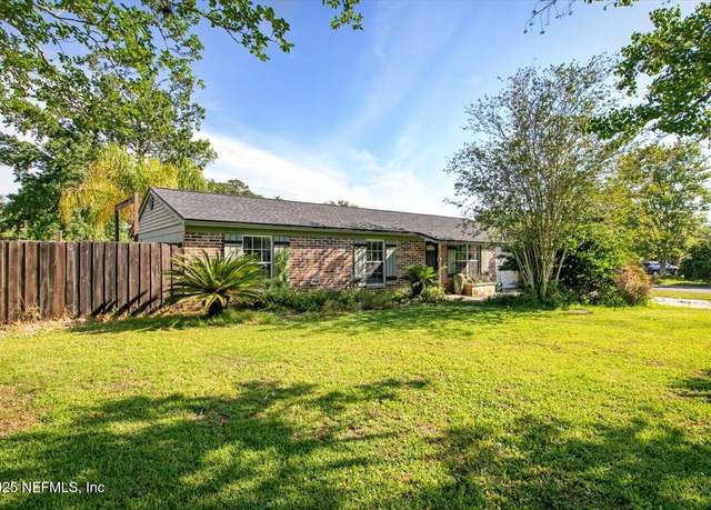 Property at 2627 Pinewood Blvd, Middleburg, FL 32068, 3 beds, 2 baths