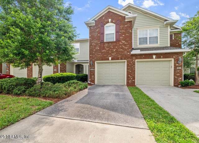 Property at 6946 Roundleaf Dr, Jacksonville, FL 32258, 3 beds, 2.5 baths