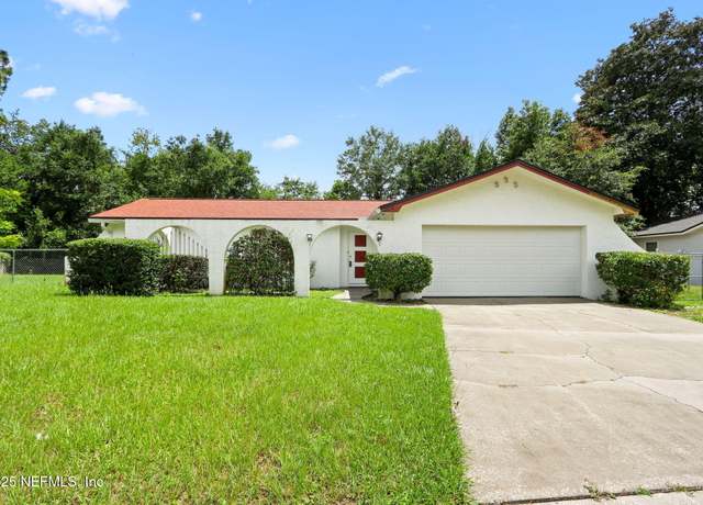 Property at 8028 Triumph Ln S, Jacksonville, FL 32244, 4 beds, 2 baths