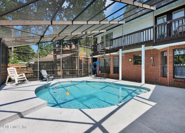 Property at 446 Los Palmas Dr, Fleming Island, FL 32003, 4 beds, 3 baths