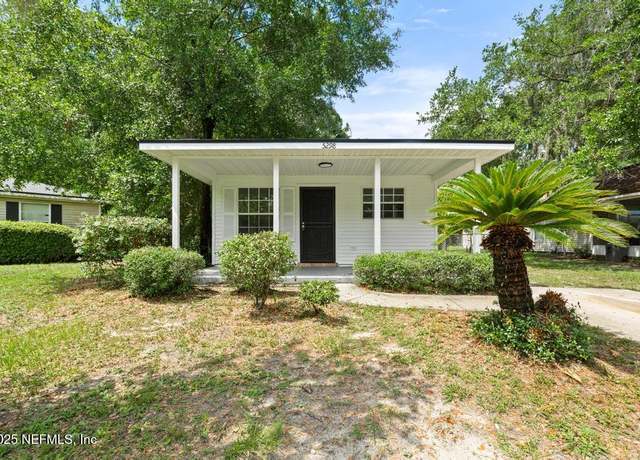 Property at 5298 Golfbrook Dr, Jacksonville, FL 32208, 2 beds, 1 bath