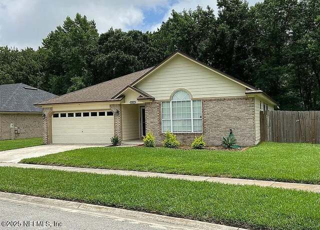 Property at 2037 Hovington Cir E, Jacksonville, FL 32246, 3 beds, 2 baths