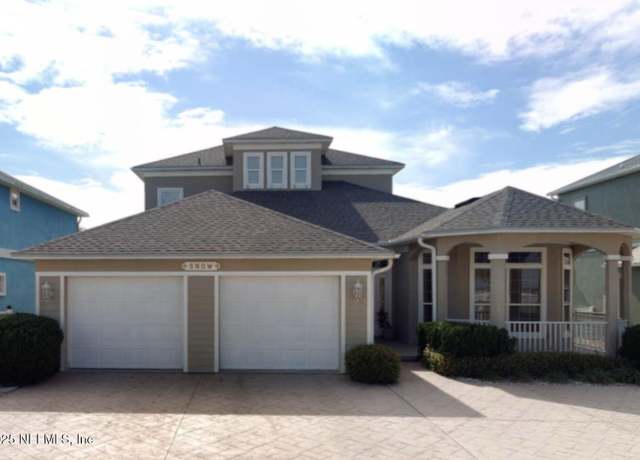 Property at 9261 July Ln, St. Augustine, FL 32080, 5 beds, 2.5 baths