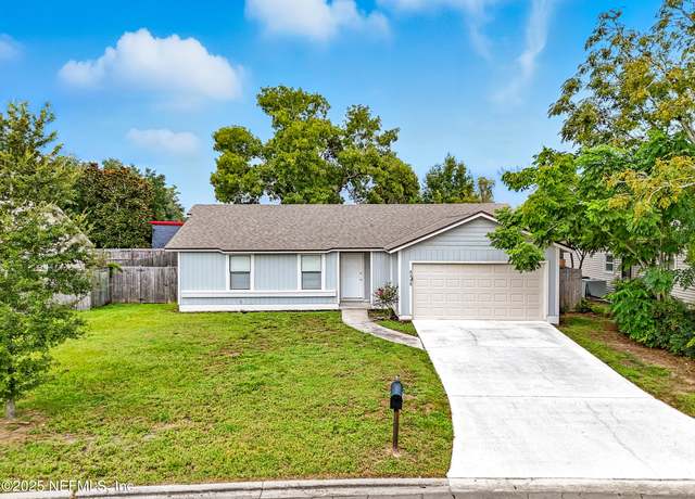 Property at 8448 Cross Timbers Dr W, Jacksonville, FL 32244, 3 beds, 2 baths