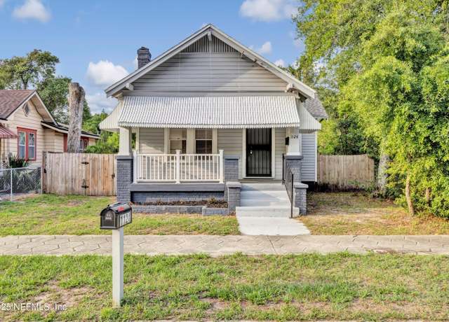 Property at 1124 E 14th St, Jacksonville, FL 32206, 3 beds, 1 bath