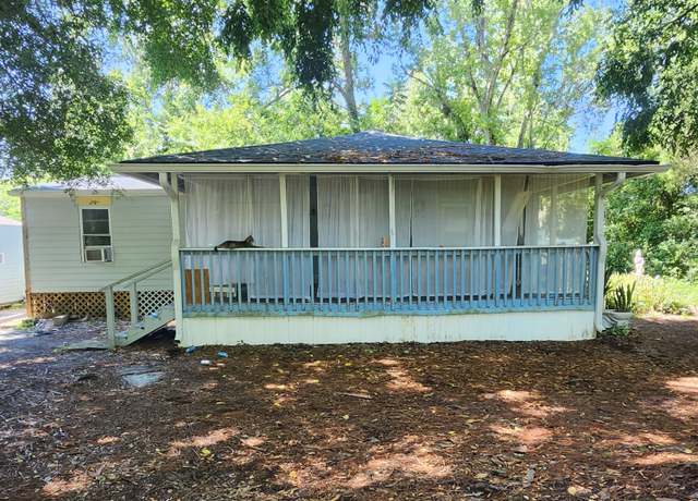 Property at 1089 W 15th St #1, St. Augustine, FL 32084, 3 beds, 1.5 baths