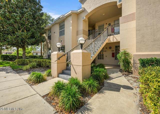 Property at 200 Augusta Cir, St. Augustine, FL 32086, 3 beds, 2 baths
