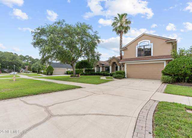 Property at 3325 Victoria Lakes Dr N, Jacksonville, FL 32226, 5 beds, 3 baths