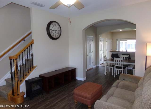 Property at 13052 Sunset Lake Dr, Jacksonville, FL 32258, 2 beds, 2.5 baths