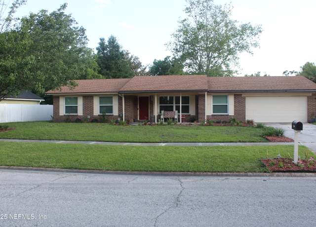 Property at 7224 Blackberry Ln N, Jacksonville, FL 32244, 3 beds, 2 baths