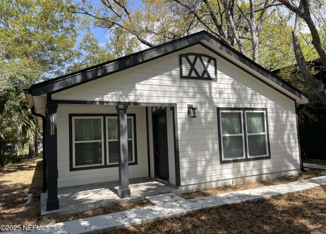 Property at 1517 W 33 Rd St St, Jacksonville, FL 32209, 4 beds, 2 baths
