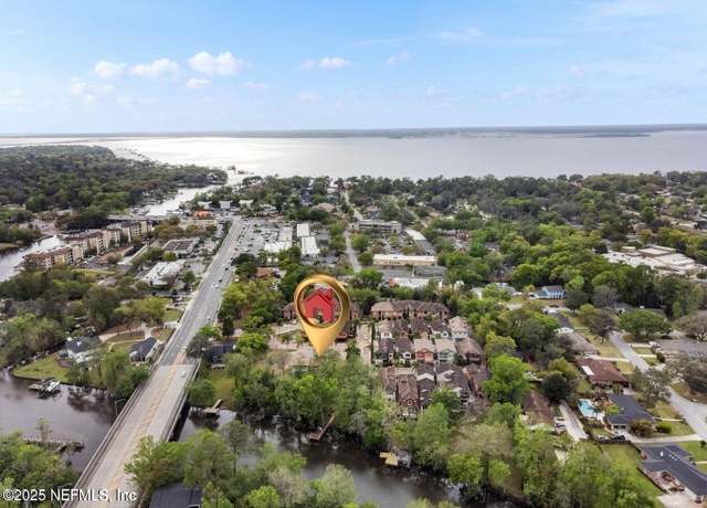 Property at 8859 Amalfi Ct, Jacksonville, FL 32217, 5 beds, 3.5 baths