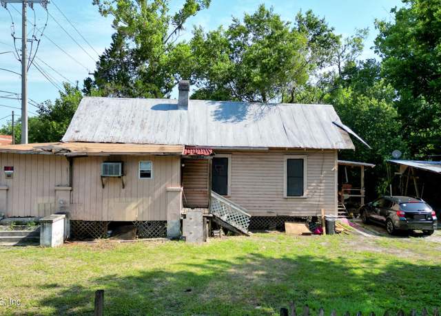 Property at 717 King St, Jacksonville, FL 32204, 2 beds, 2 baths
