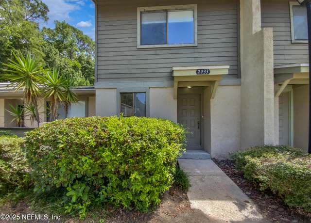 Property at 7620 Baymeadows Cir W #2233, Jacksonville, FL 32256, 2 beds, 2.5 baths