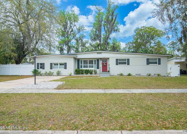 Property at 2751 Emily Ln, Jacksonville, FL 32216, 4 beds, 3 baths