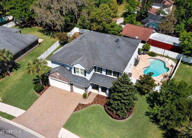 Property at 11725 Paddock Gates Dr, Jacksonville, FL 32223, 5 beds, 4.5 baths