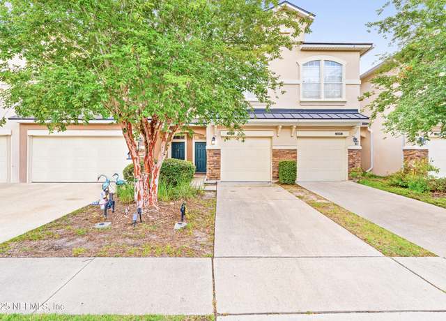 Property at 6127 Bartram Village Dr, Jacksonville, FL 32258, 2 beds, 2.5 baths