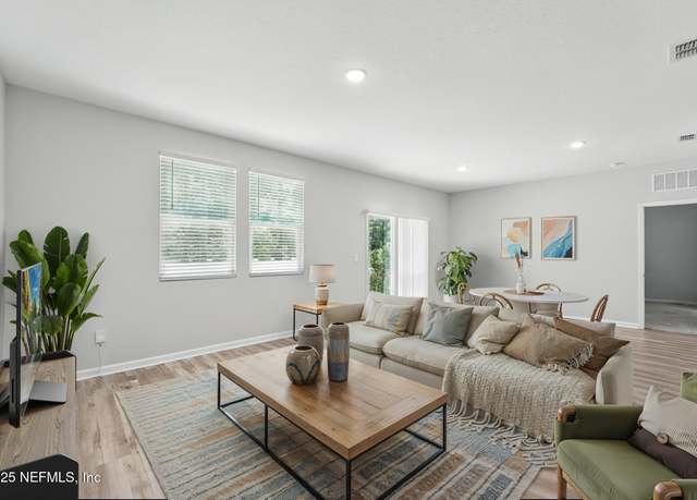 Property at 14656 MacAdamia Ln, Jacksonville, FL 32218, 4 beds, 2 baths