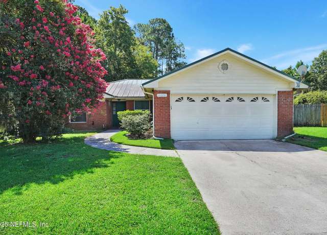 Property at 11239 Bentley Trace Ln E, Jacksonville, FL 32257, 3 beds, 2 baths