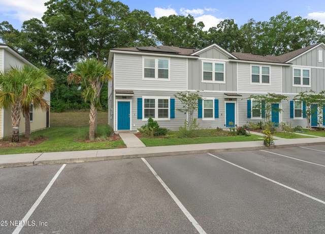 Property at 877 Gate Run Rd, Jacksonville, FL 32211, 3 beds, 2.5 baths