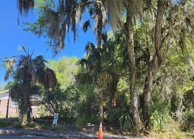 Property at 706 Lime St, Crescent City, FL 32112