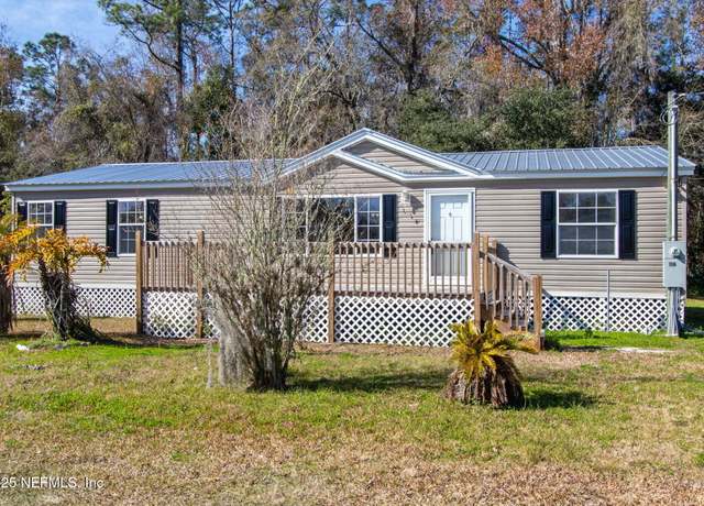 Property at 116 Lewis Ln, East Palatka, FL 32131, 3 beds, 2 baths