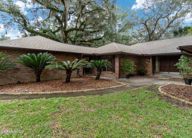 Property at 600 Lorn Ct, Orange Park, FL 32073, 3 beds, 2.5 baths