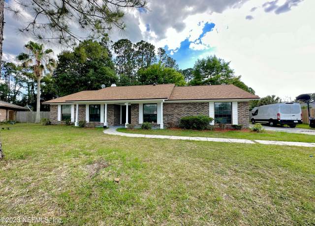 Property at 2471 Charwood Ct, Orange Park, FL 32065, 4 beds, 2.5 baths