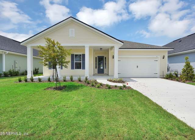Property at 323 Sawgrass Dr, Yulee, FL 32097, 4 beds, 3 baths