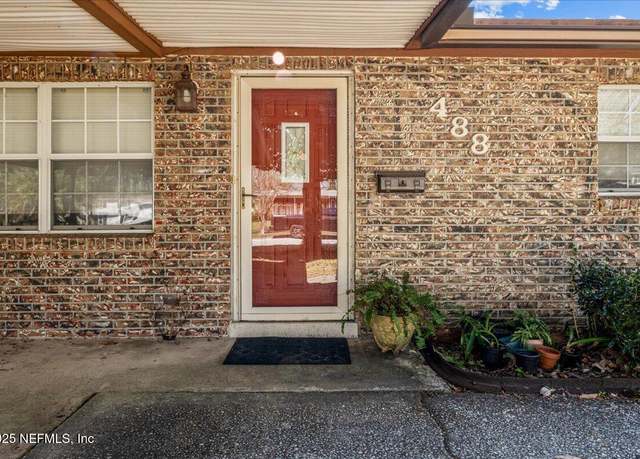 Property at 488 Tara Ln, Orange Park, FL 32073, 4 beds, 2 baths