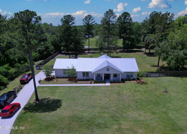 Property at 125 Newcastle Rd, Palatka, FL 32177, 3 beds, 2 baths