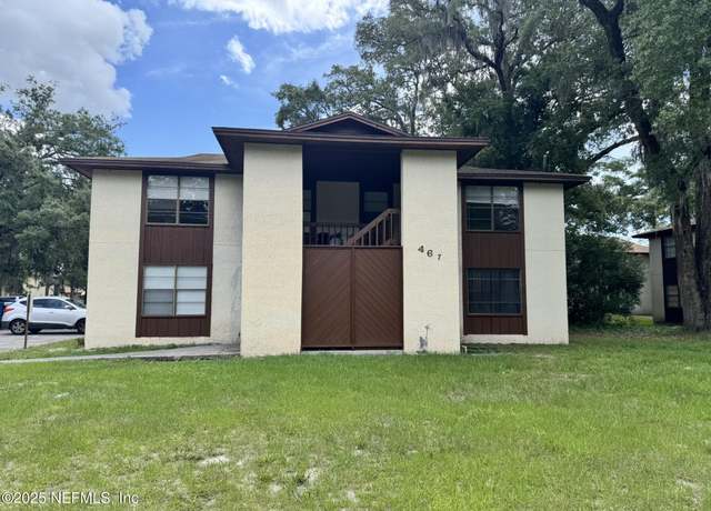 Property at 467 Bentwood Ln, Orange Park, FL 32073, 8 beds, 6 baths