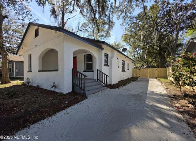 Property at 678 Linwood Ave, Jacksonville, FL 32206, 3 beds, 2 baths