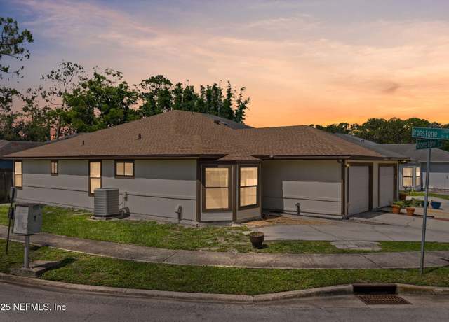 Property at 10768 Ironstone Dr N, Jacksonville, FL 32246, 3 beds, 2 baths