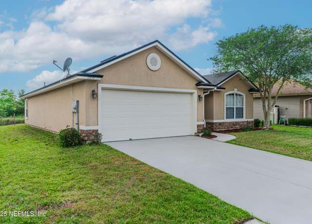 Property at 6933 Southern Oaks Dr W, Jacksonville, FL 32244, 3 beds, 2 baths