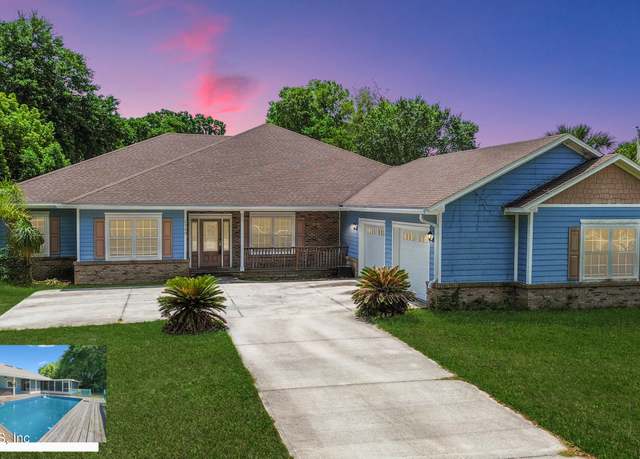 Property at 2129 Diana Dr, Palatka, FL 32177, 5 beds, 3.5 baths