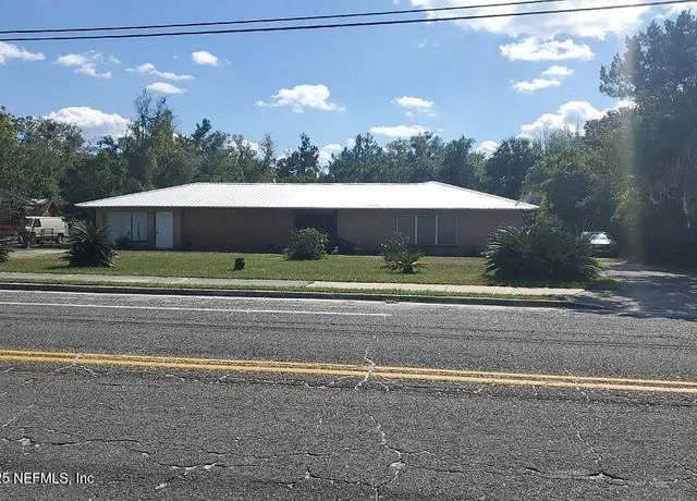 Property at 21813 SE 69th Ave, Hawthorne, FL 32640, 4 beds, 2 baths