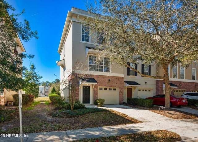 Property at 4426 Capital Dome Dr, Jacksonville, FL 32246, 3 beds, 3 baths
